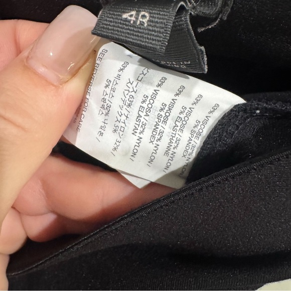 J. Crew everyday skinny stretch zip back ponte pant ❤️ - Picture 9 of 9